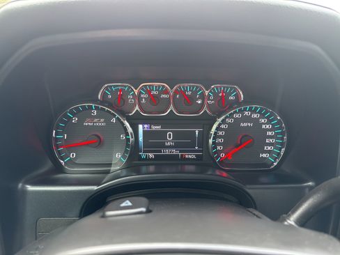 Used 2018 Chevrolet Silverado 1500 LTZ Z71 w/ Redline Edition image 11