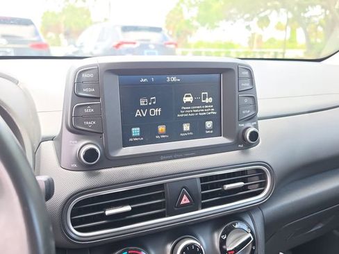Used 2019 Hyundai Kona SEL AWD/4WD image 23