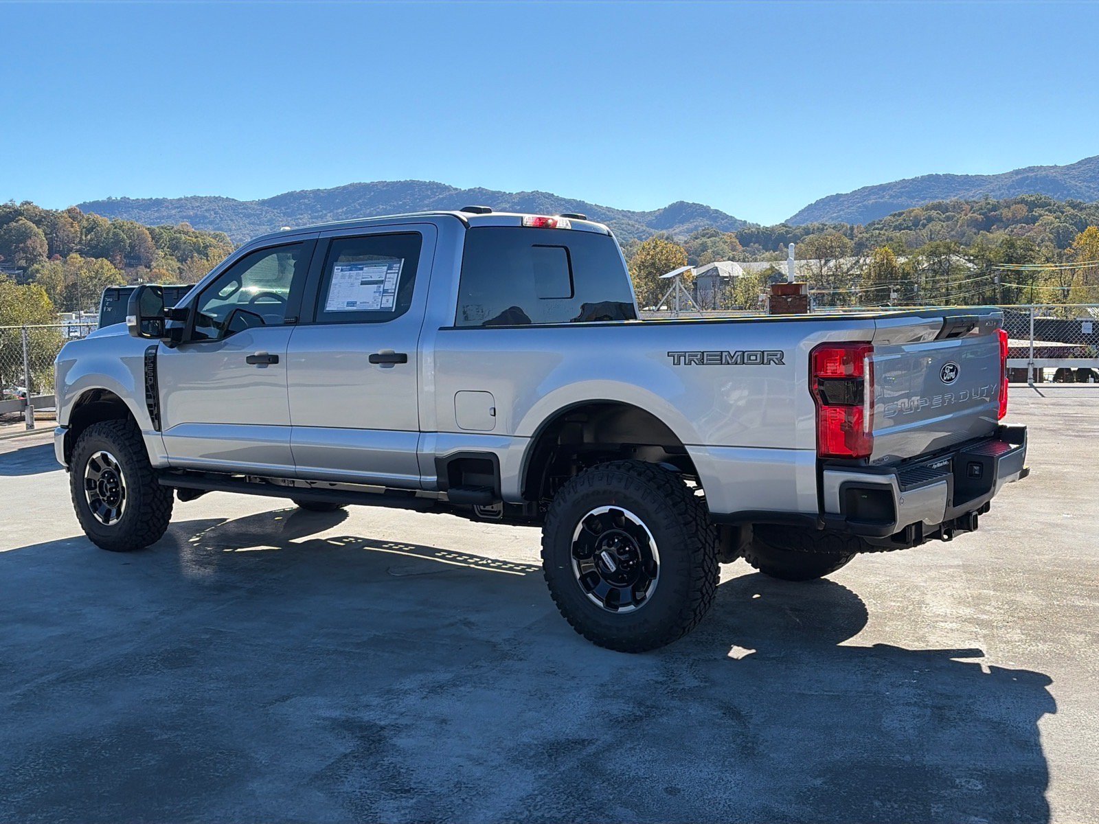 New 2027 Ford F250 XL w/ Tremor Off-Road Package AWD/4WD image 5
