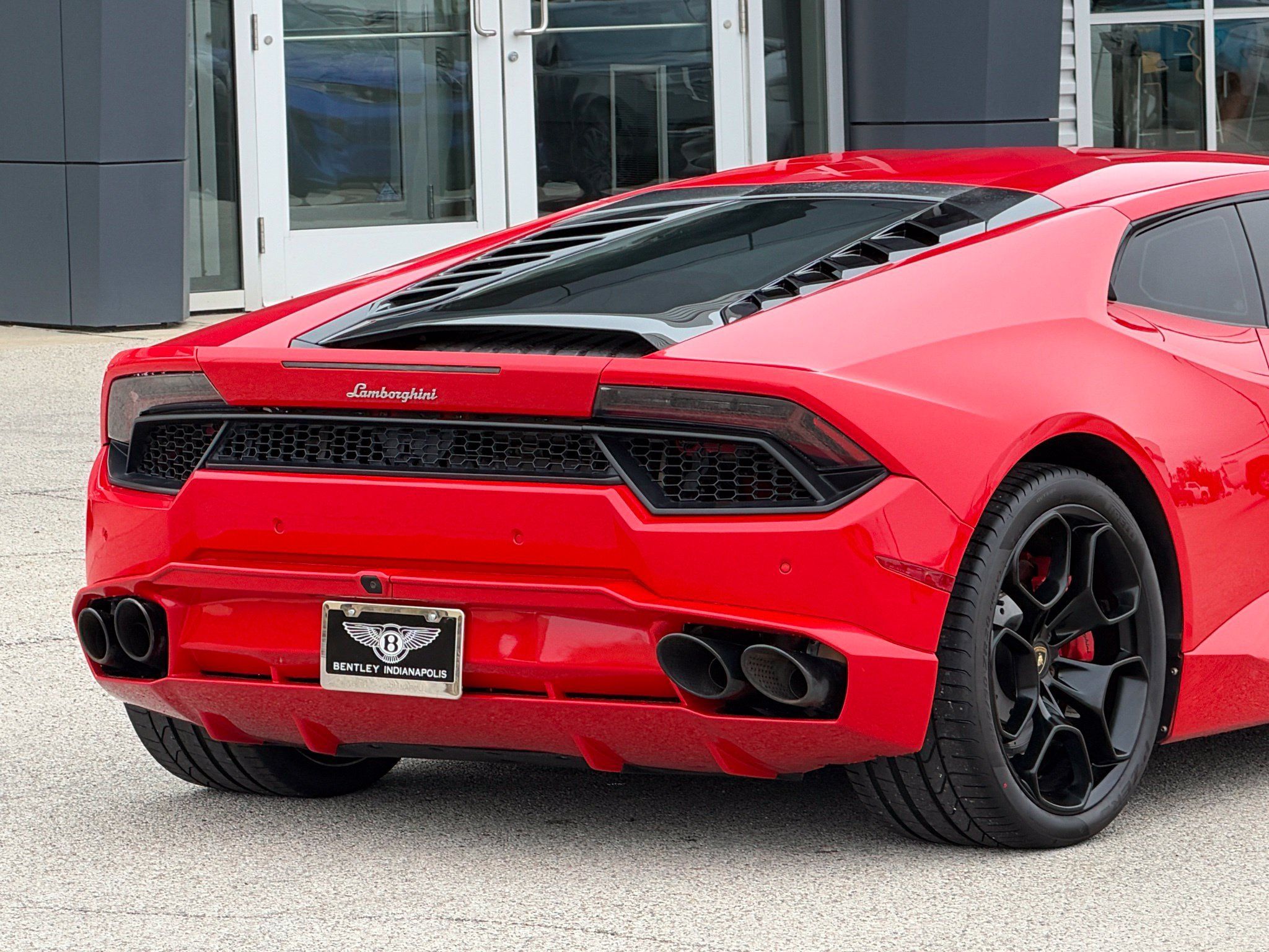 Used 2016 Lamborghini Huracan LP 580-2 RWD image 10
