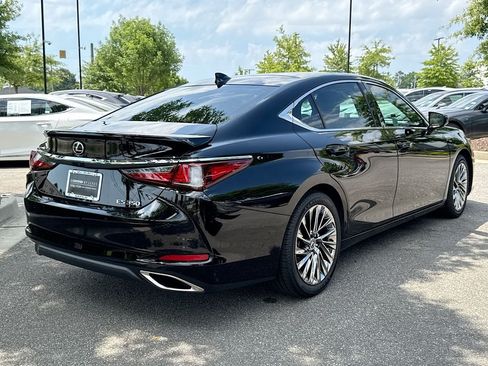 Used 2024 Lexus ES 350 Ultra Luxury FWD image 9