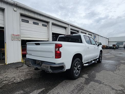 Used 2021 Chevrolet Silverado 1500 LT w/ Z71 Off-Road Package AWD/4WD image 5