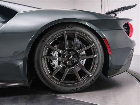 Used 2022 Ford GT image 15