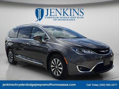 Used 2020 Chrysler Pacifica Touring-L Plus
