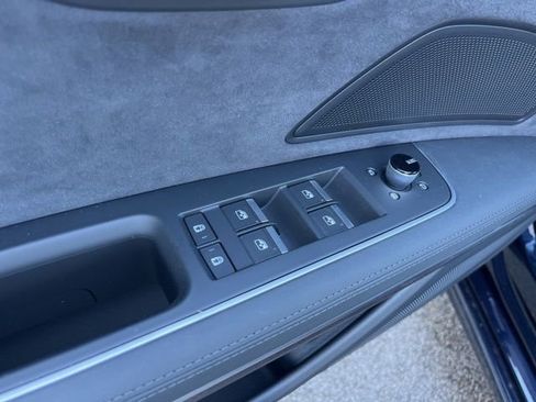 New 2025 Audi A8 L 3.0T image 28