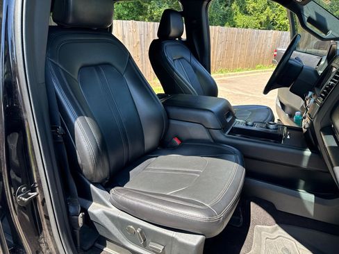 Used 2021 Ford Expedition Limited AWD/4WD image 23