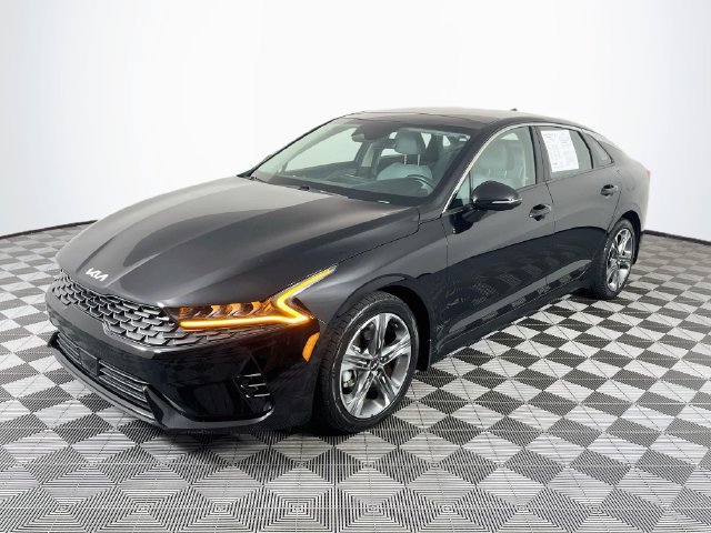 Used 2024 Kia K5 EX w/ EX Premium Package FWD image 4