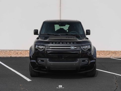 Used 2024 Land Rover Defender 110 V8 image 5
