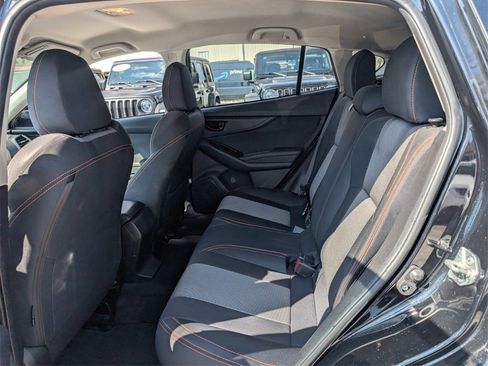 Used 2023 Subaru Crosstrek 2.0i Premium image 12