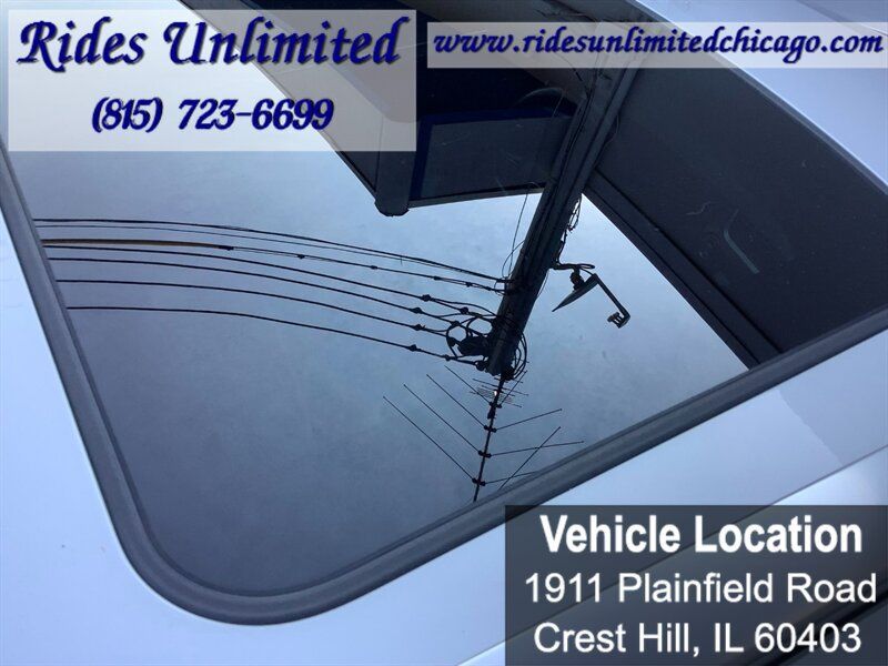 Used 2019 Lexus UX 250h w/ Premium Package AWD/4WD image 39