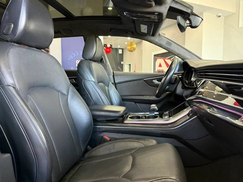 Used 2019 Audi Q8 Prestige AWD/4WD image 22