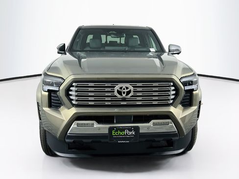 Used 2026 Toyota Tacoma Limited AWD/4WD image 2