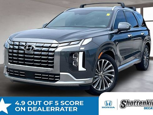 Used 2024 Hyundai Palisade Calligraphy FWD image 1