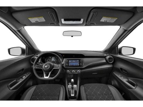 Certified 2019 Nissan Kicks SV FWD image 11