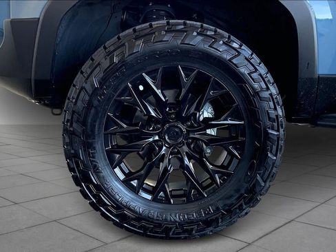 Used 2025 Toyota Land Cruiser w/ Premium Package image 11