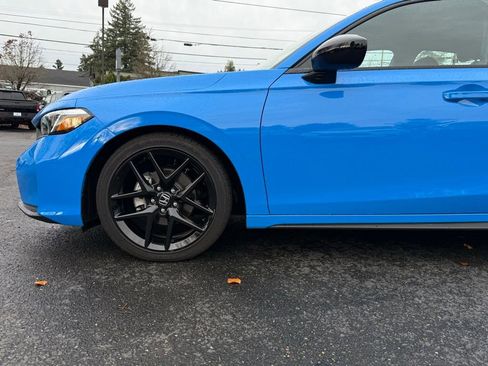 Certified 2025 Honda Civic Sport image 6