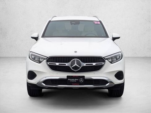 Certified 2025 Mercedes-Benz GLC 350e 4MATIC image 4