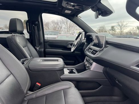 Used 2023 GMC Yukon SLT image 13