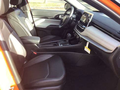 New 2026 Jeep Compass Limited image 9