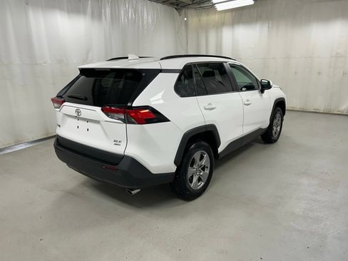 Used 2024 Toyota RAV4 XLE w/ Convenience Package AWD/4WD image 4