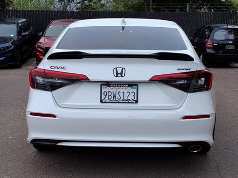 Certified 2022 Honda Civic Sport image 5