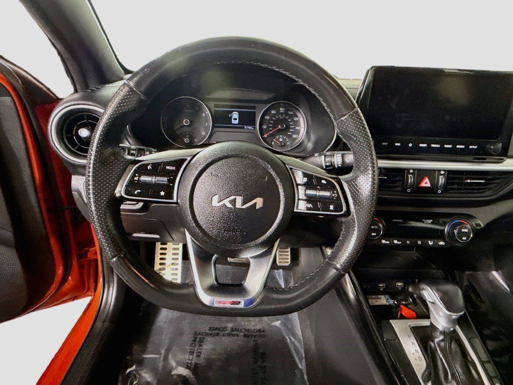Used 2022 Kia Forte GT-Line w/ GT-Line Technology Package FWD image 12