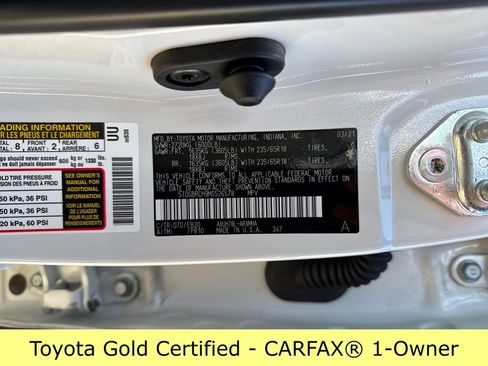 Certified 2021 Toyota Highlander XLE image 34