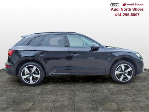 Used 2023 Audi Q5 2.0T Premium Plus w/ Premium Plus Package AWD/4WD image 3