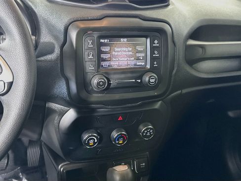 Used 2020 Jeep Renegade Sport w/ Sport Appearance Group FWD image 18