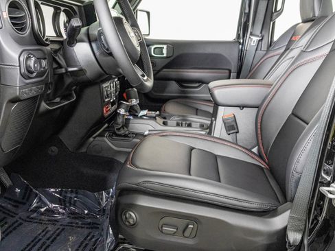 New 2026 Jeep Wrangler Unlimited Rubicon AWD/4WD image 21