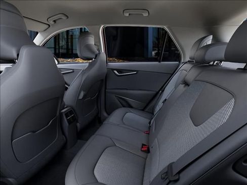 New 2026 Kia Niro EX FWD image 18