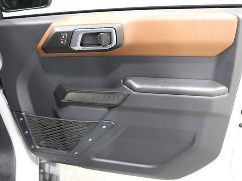Used 2024 Ford Bronco Outer Banks AWD/4WD image 28