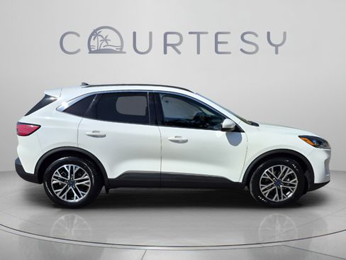 Used 2020 Ford Escape SEL FWD image 6