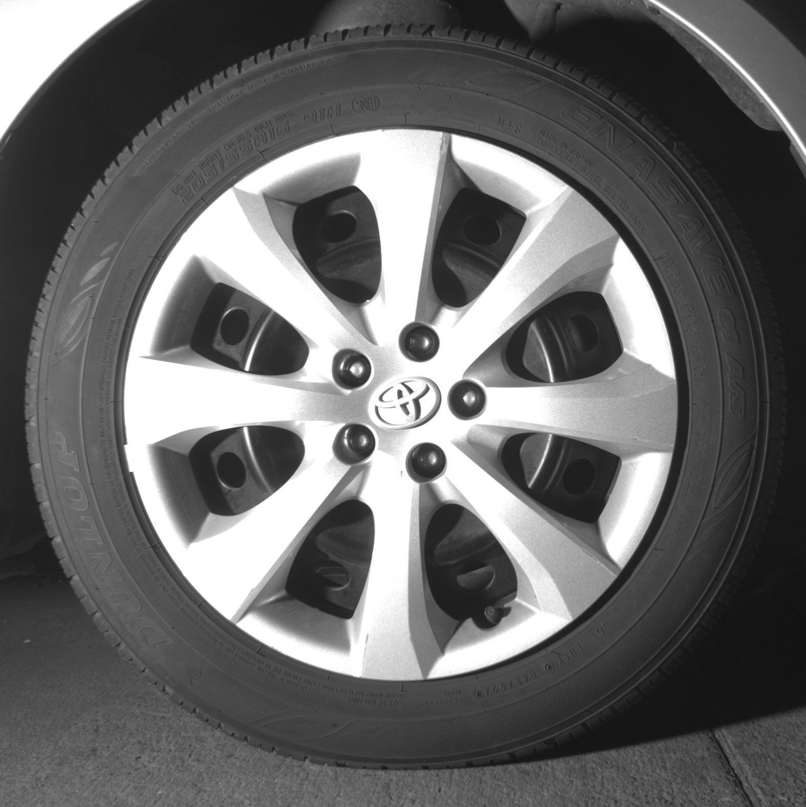 Used 2025 Toyota Corolla LE FWD image 15