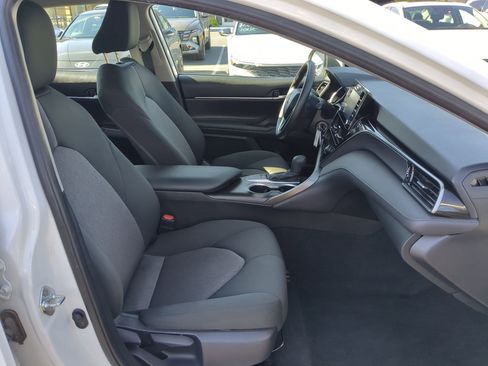 Used 2024 Toyota Camry LE image 31