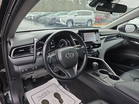 Used 2023 Toyota Camry SE image 20