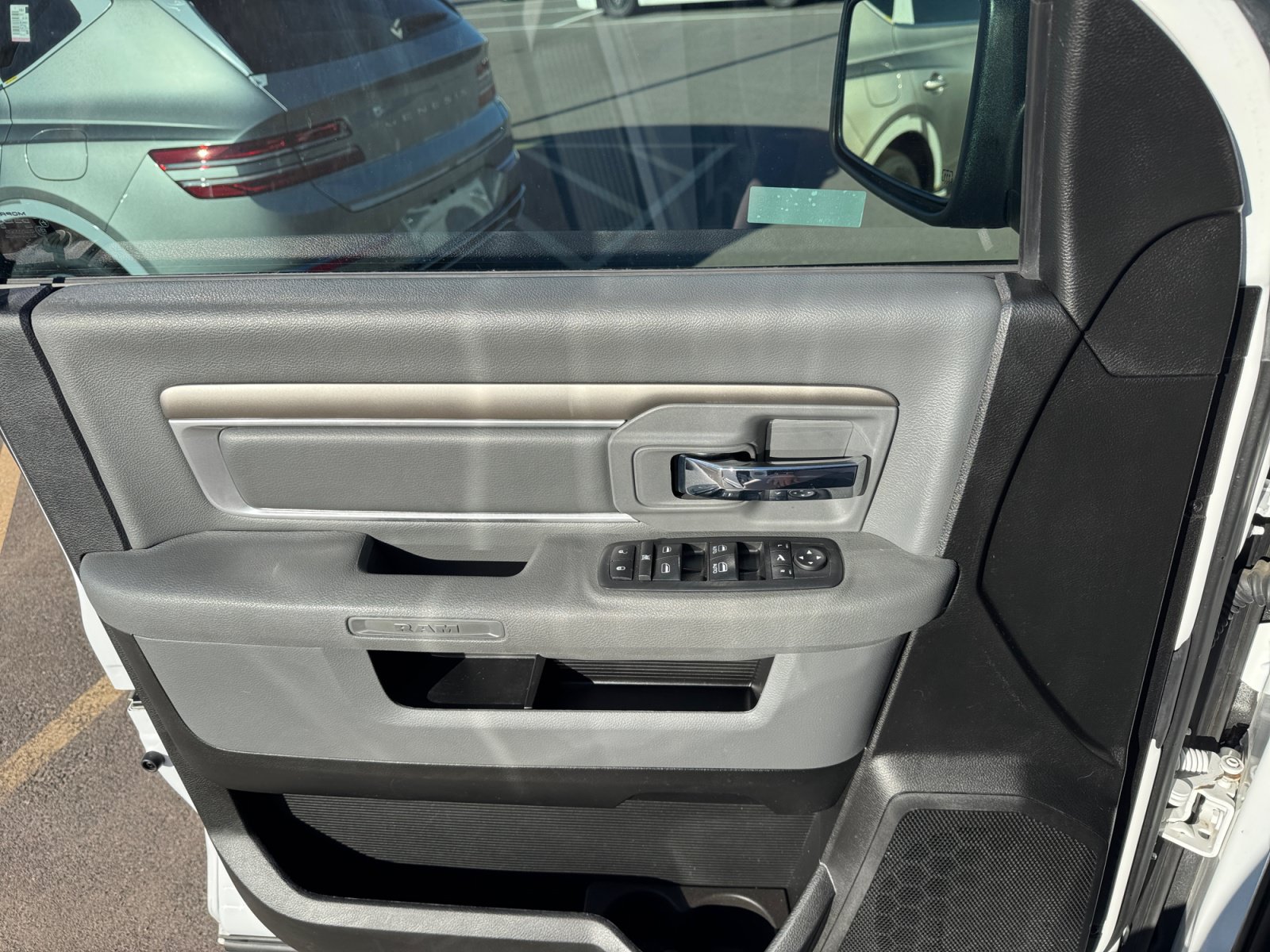 Used 2019 RAM 1500 Big Horn w/ Rambox Value Package AWD/4WD image 13