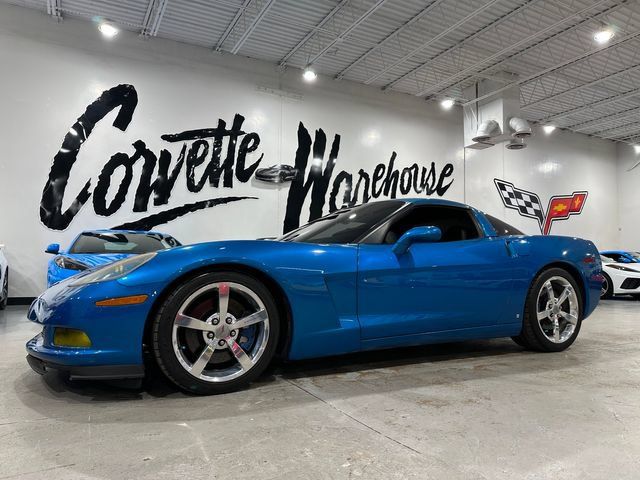 Used 2008 Chevrolet Corvette Coupe w/ Z51 Performance Package RWD image 1