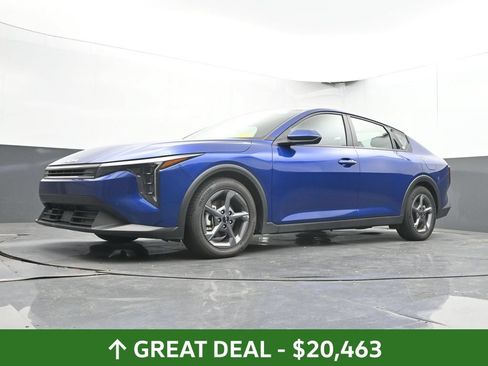Used 2025 Kia K4 FWD image 45
