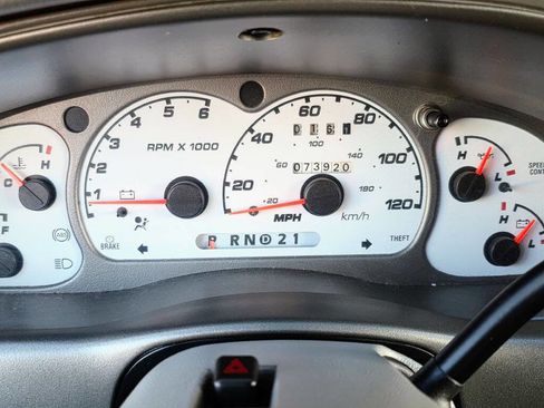 Used 2003 Ford Explorer Sport Trac 2WD image 6