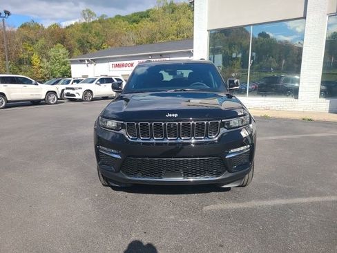 New 2025 Jeep Grand Cherokee Limited w/ Luxury Tech Group II image 8