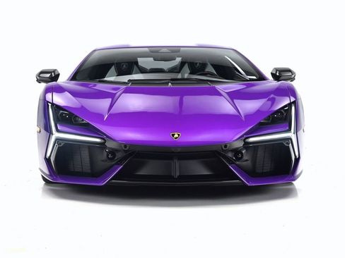 Used 2024 Lamborghini Revuelto AWD/4WD image 2