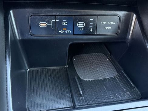Used 2025 Hyundai Tucson SEL FWD image 19