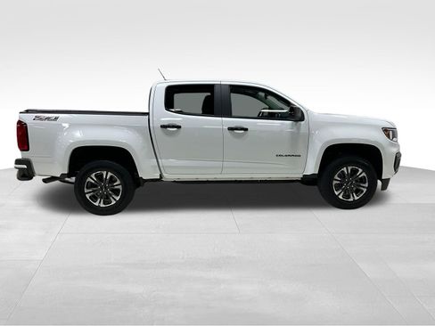 Used 2022 Chevrolet Colorado Z71 AWD/4WD image 4