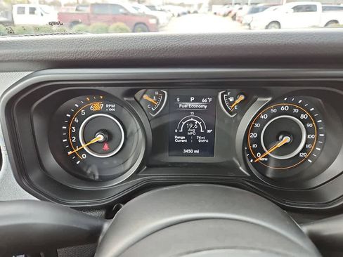 Used 2026 Jeep Wrangler Sport image 39