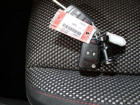 Used 2017 Chevrolet Equinox LS FWD image 18