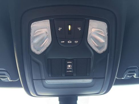 Used 2019 RAM 1500 Big Horn image 24