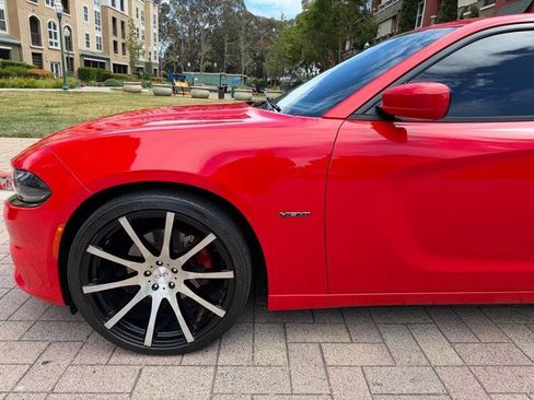 Used 2016 Dodge Charger R/T w/ Plus Group RWD image 24