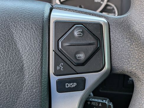Used 2015 Toyota Tundra SR5 image 22