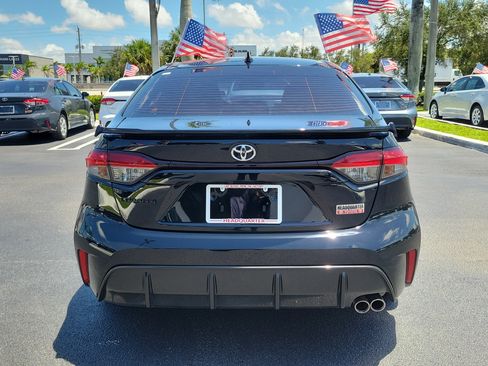 Used 2025 Toyota Corolla FX w/ Convenience Package FWD image 10